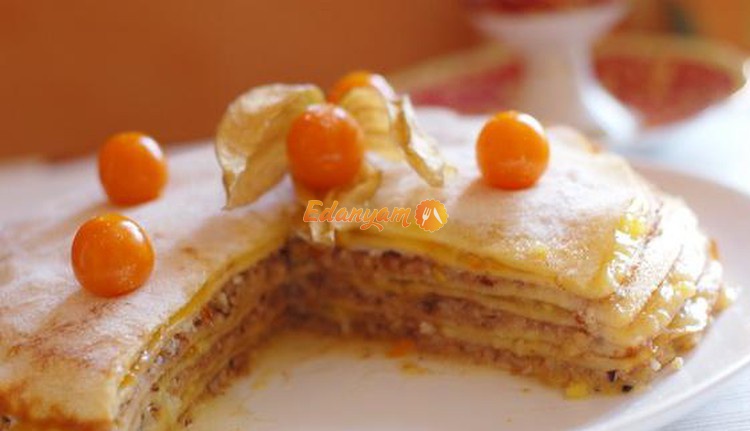 Блинный торт с орехами