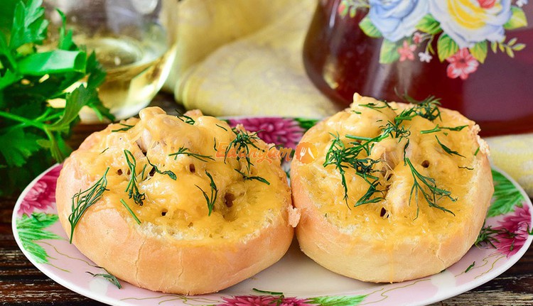 Жульен с курицей и грибами 
