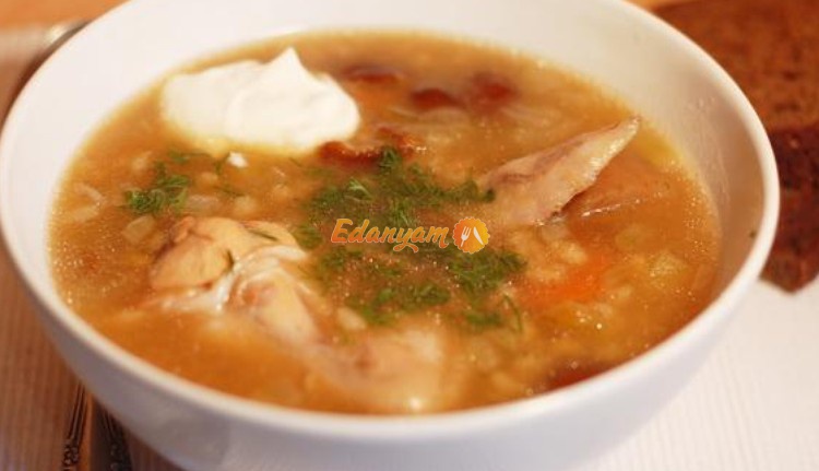Куриный суп с перловкой и грибами