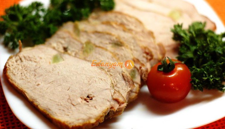 Мясо в фольге, запеченное в духовке
